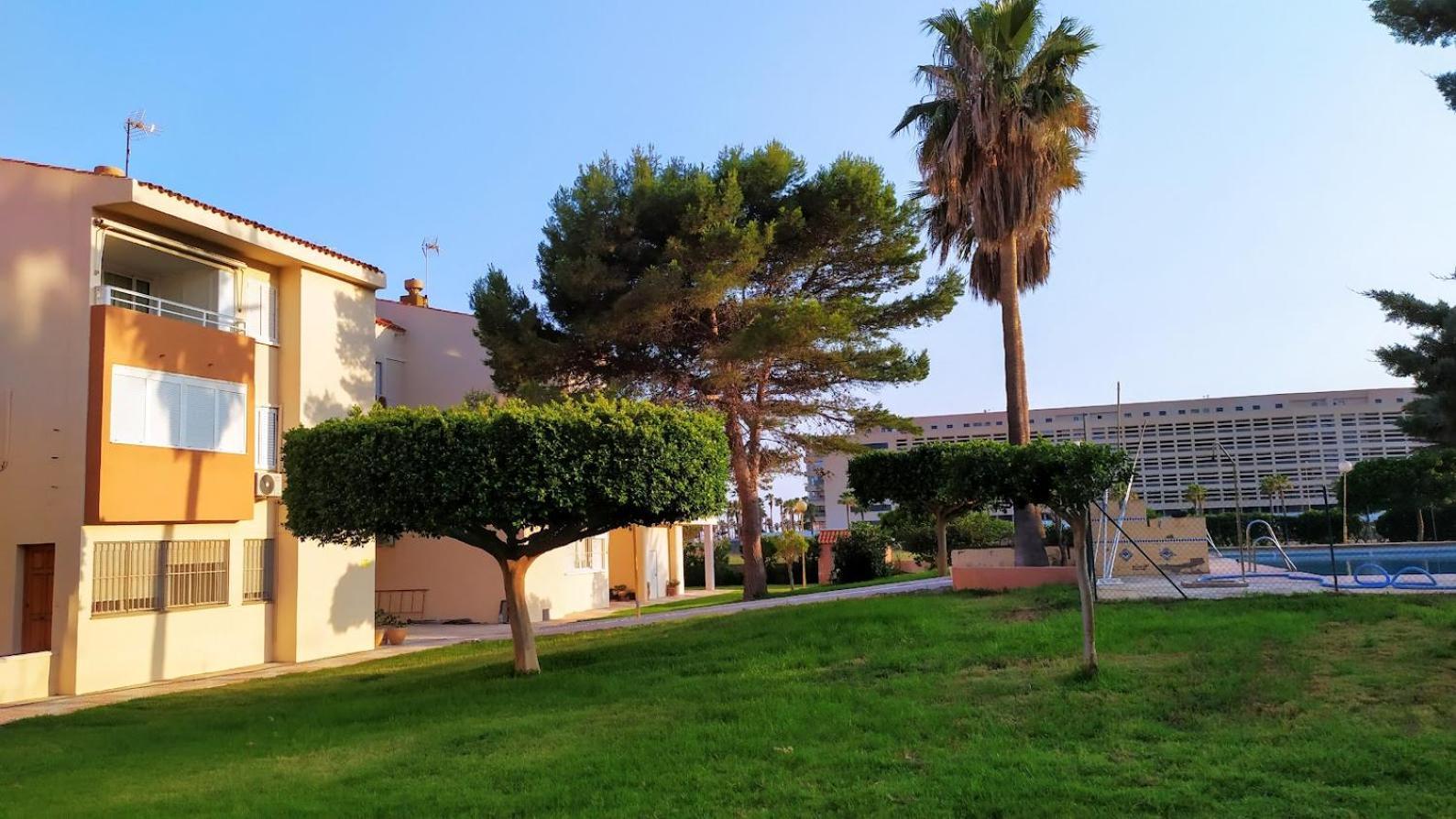 Atractivo Apartamento En La Playa Con Parking ロケタス・デ・マル エクステリア 写真